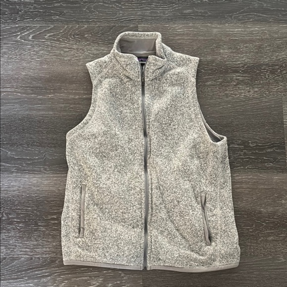 Patagonia - Gray Zip-Up Vest - Picture 1 of 3